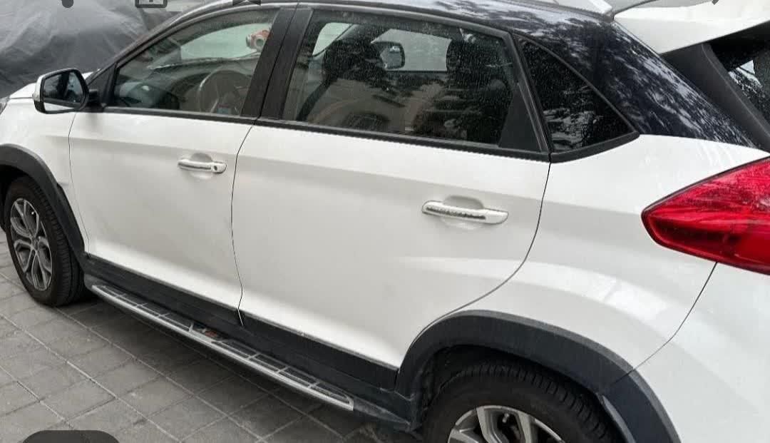 ام وی ام X22 دنده ای اسپرت لاکچری - 1400