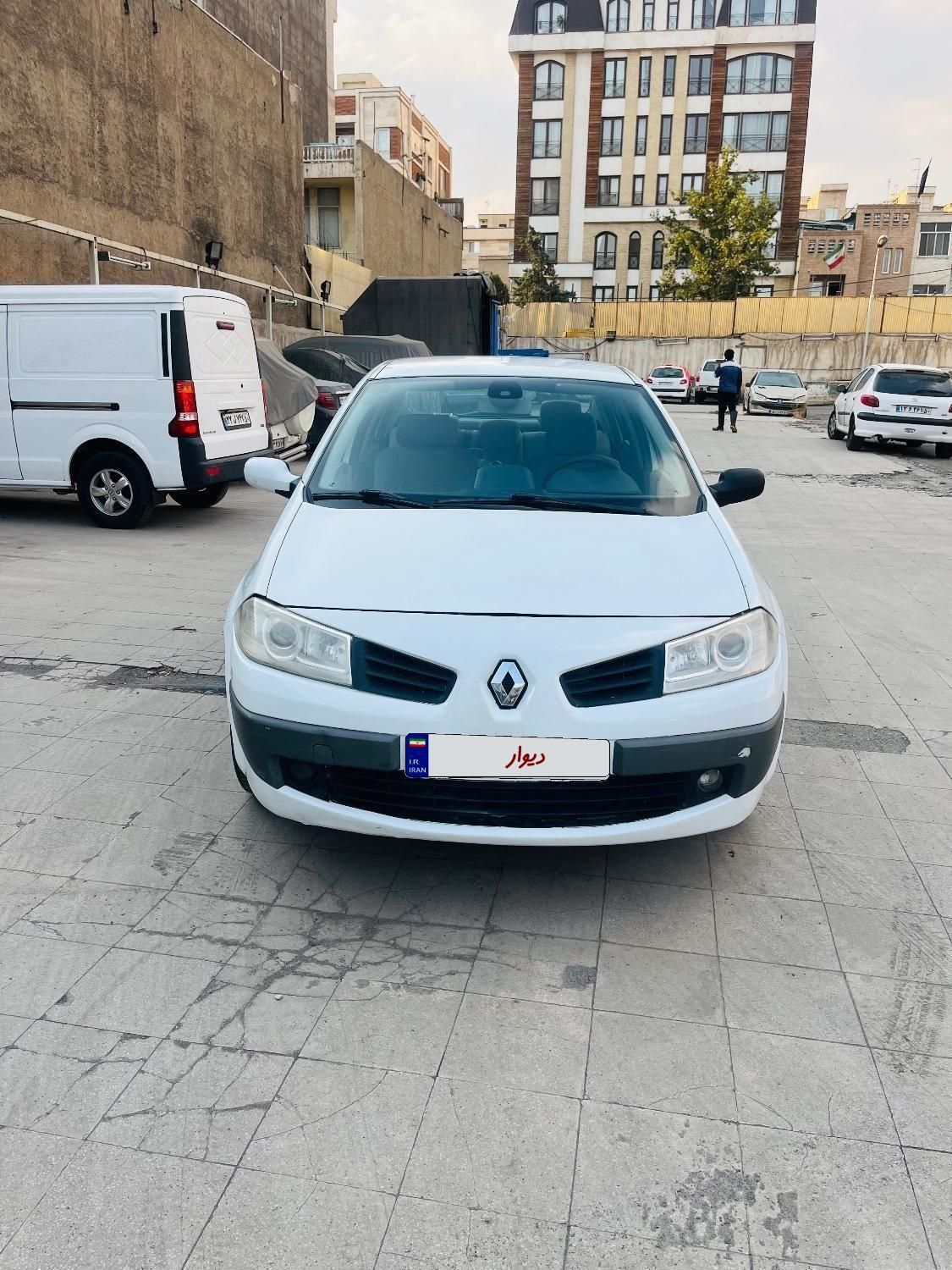 رنو مگان پارس خودرو 2000 - 1390