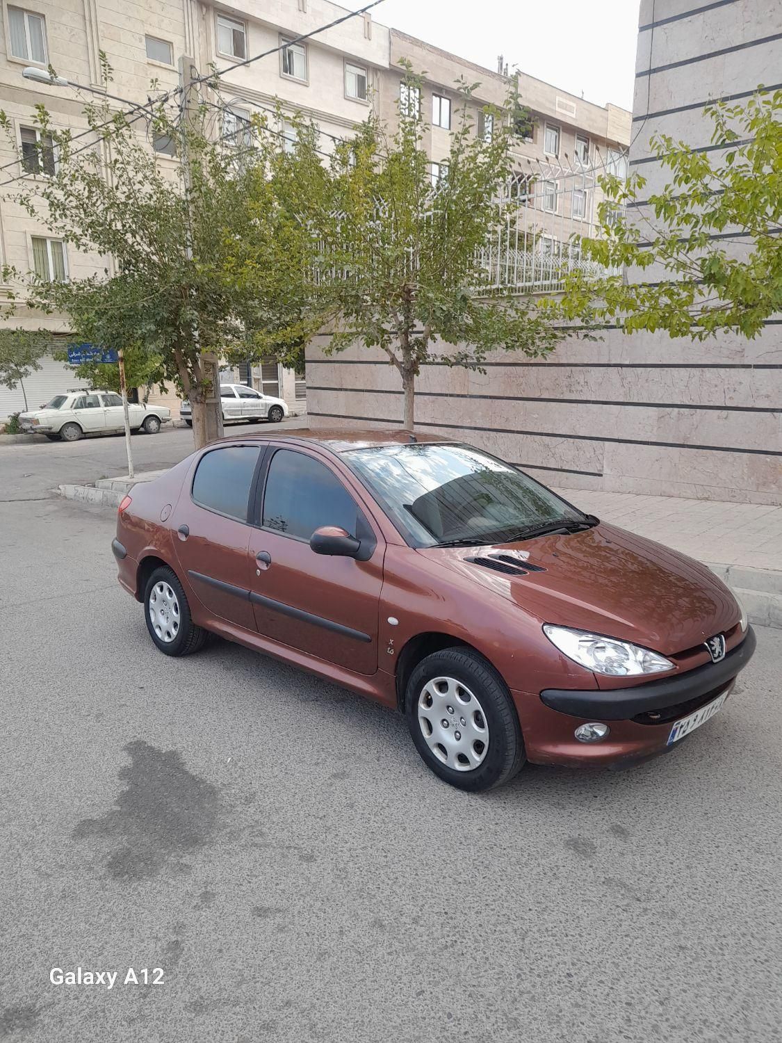 پژو ۲۰۶ صندوق دار v8 - 1389