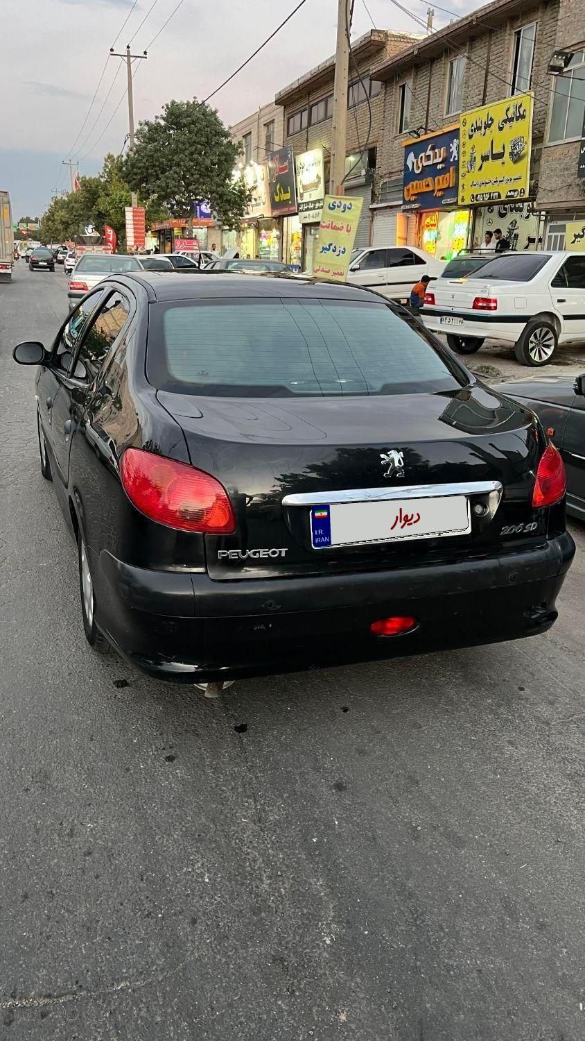 پژو ۲۰۶ صندوق دار v8 - 1394