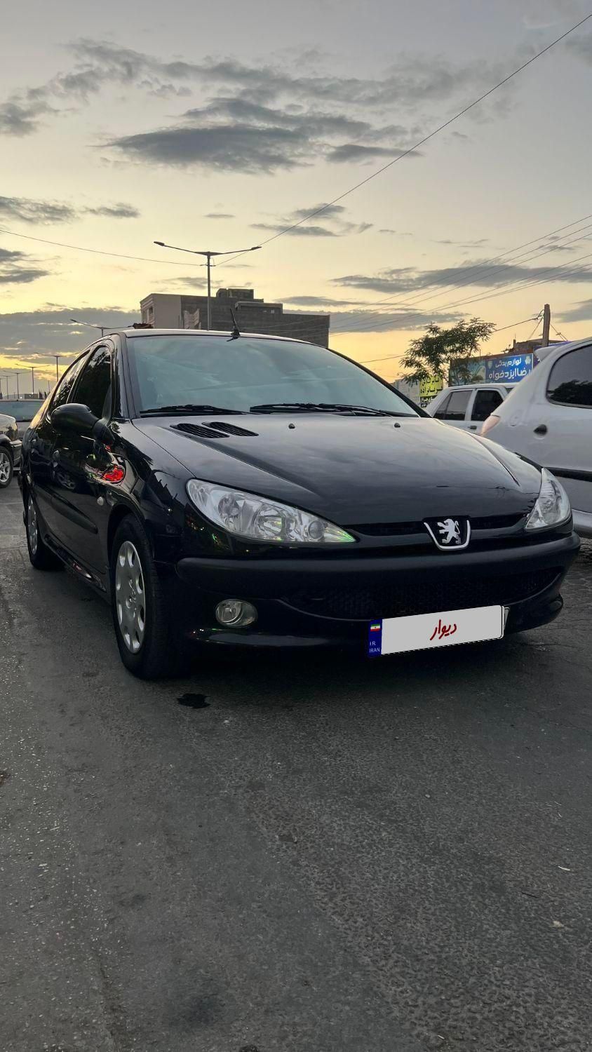 پژو ۲۰۶ صندوق دار v8 - 1394