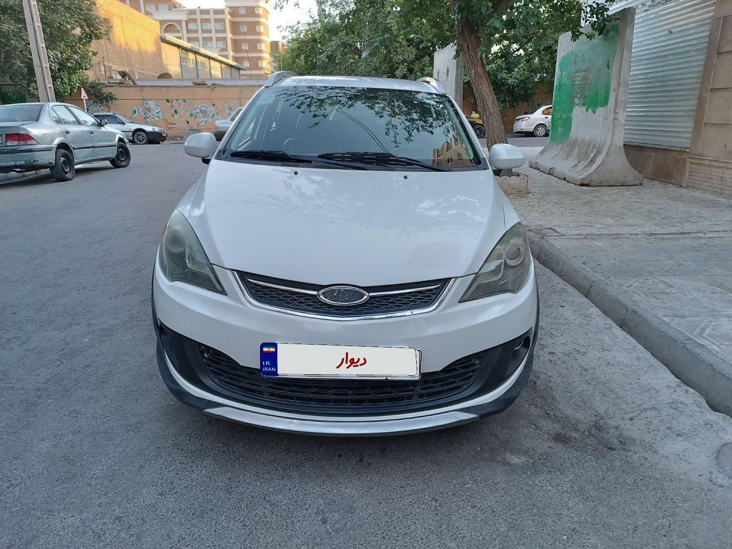 خودرو ام وی ام، 315 هاچ بک آگهی ann_19293850