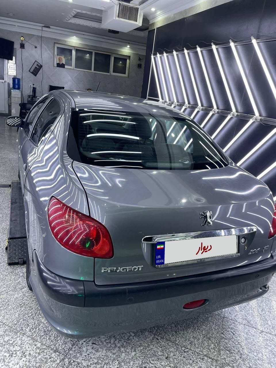 پژو ۲۰۶ صندوق دار v8 - 1395