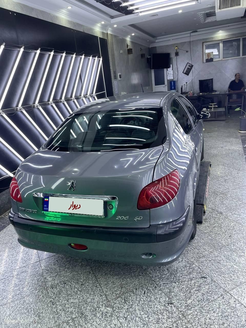 پژو ۲۰۶ صندوق دار v8 - 1395