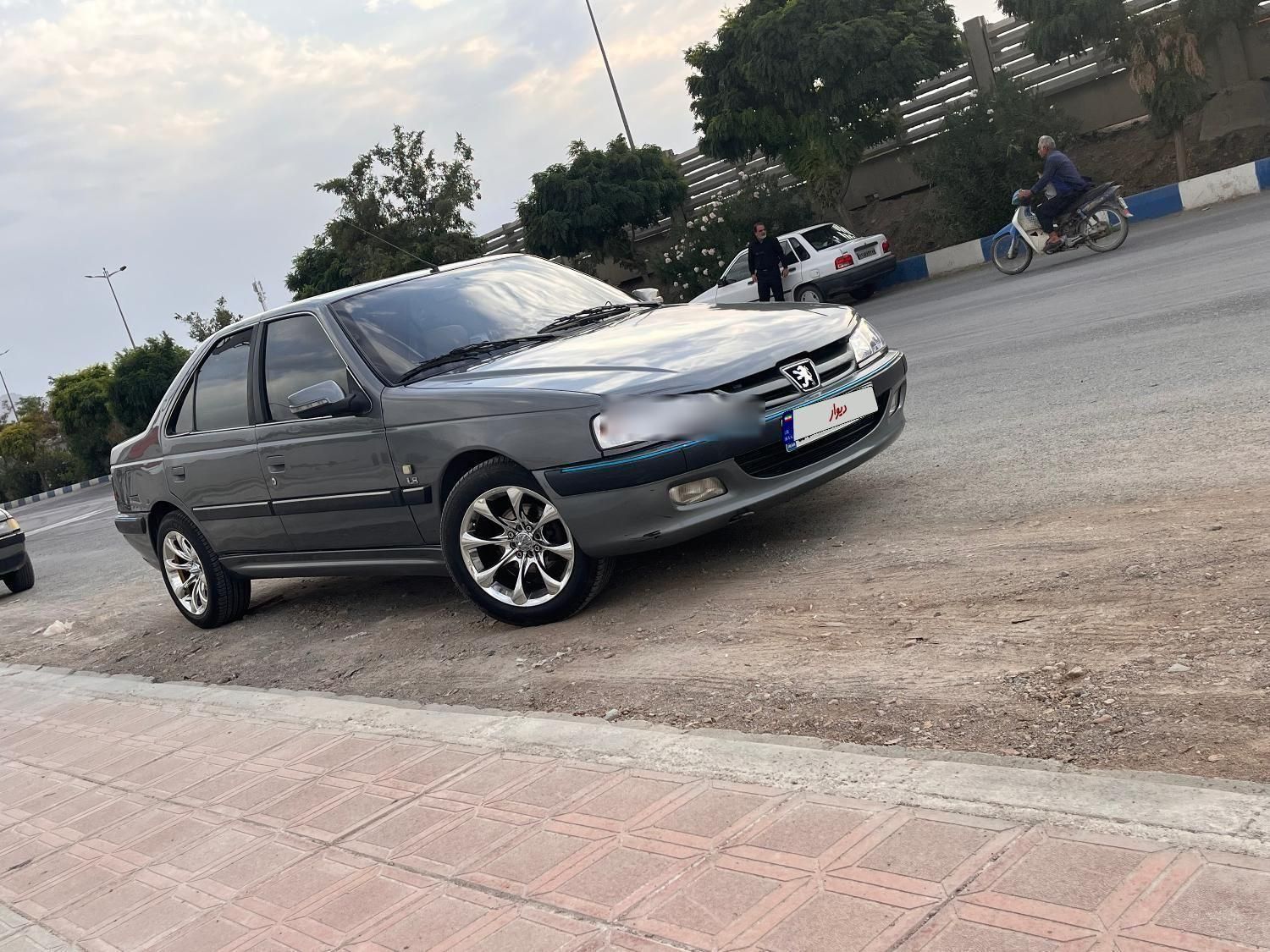 پژو پارس سال - 1392