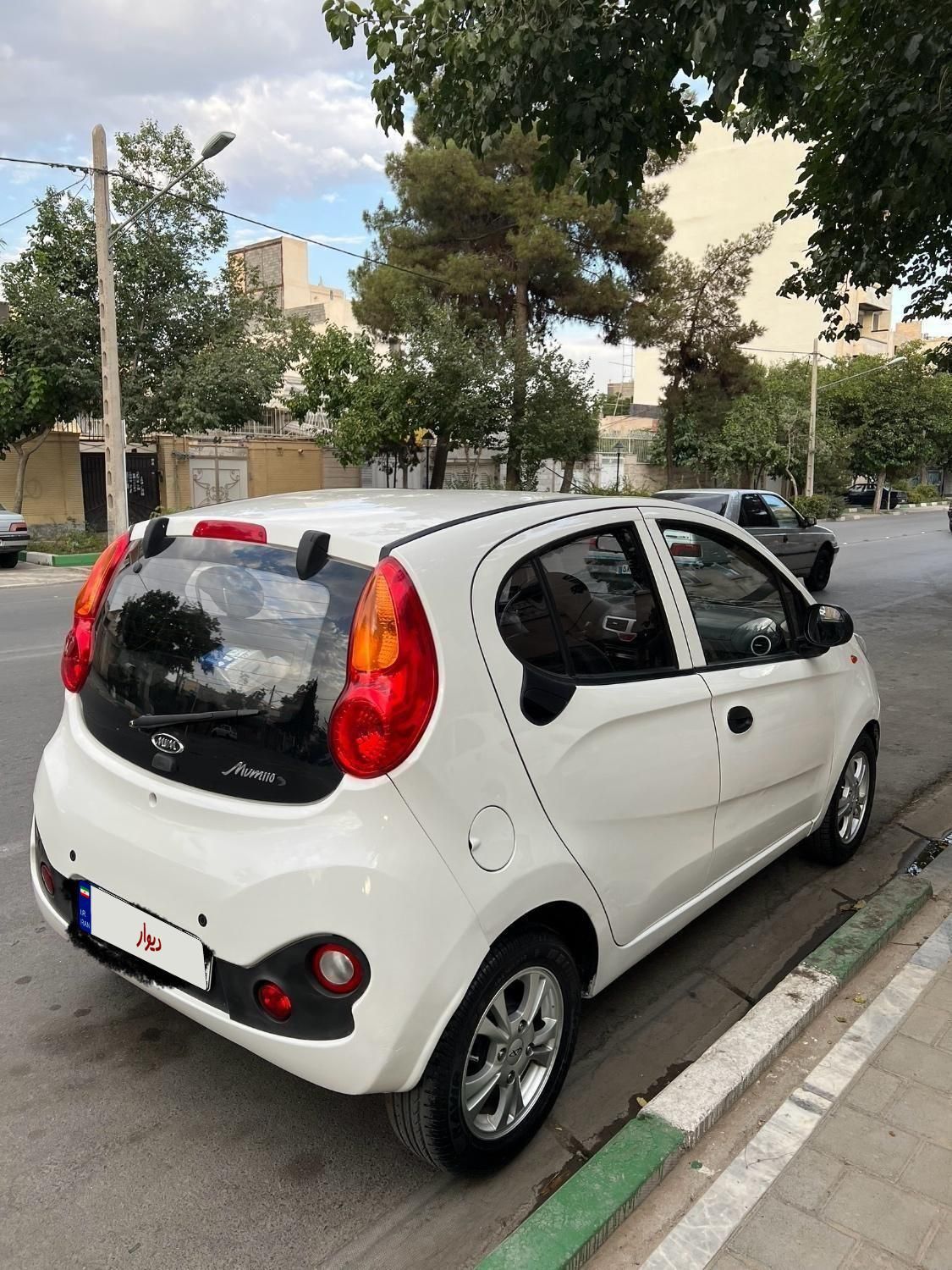 خودرو ام وی ام، 110S آگهی ann_19293978