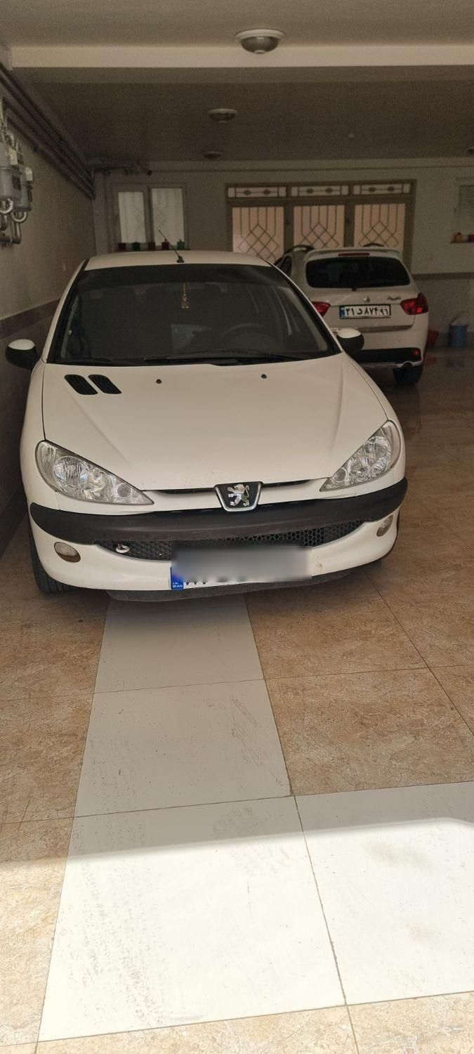 خودرو پژو، ۲۰۶ صندوق دار آگهی ann_19294071