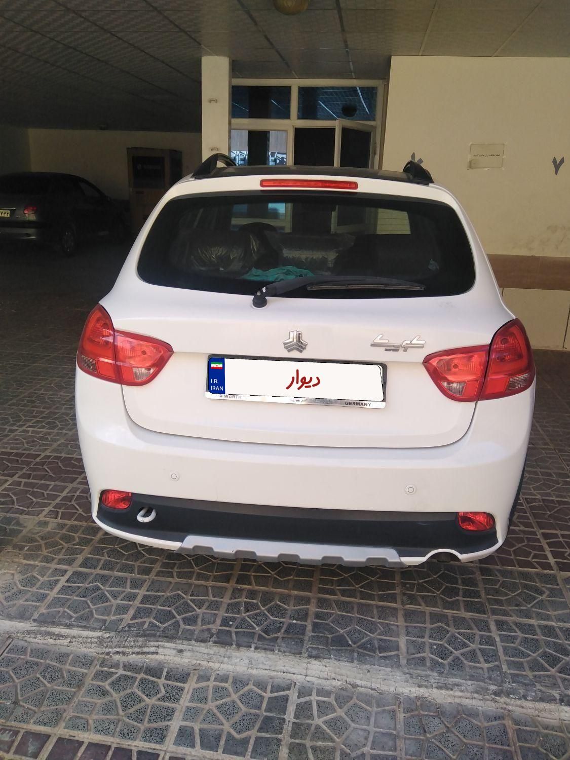خودرو کوییک، R آگهی ann_19294080