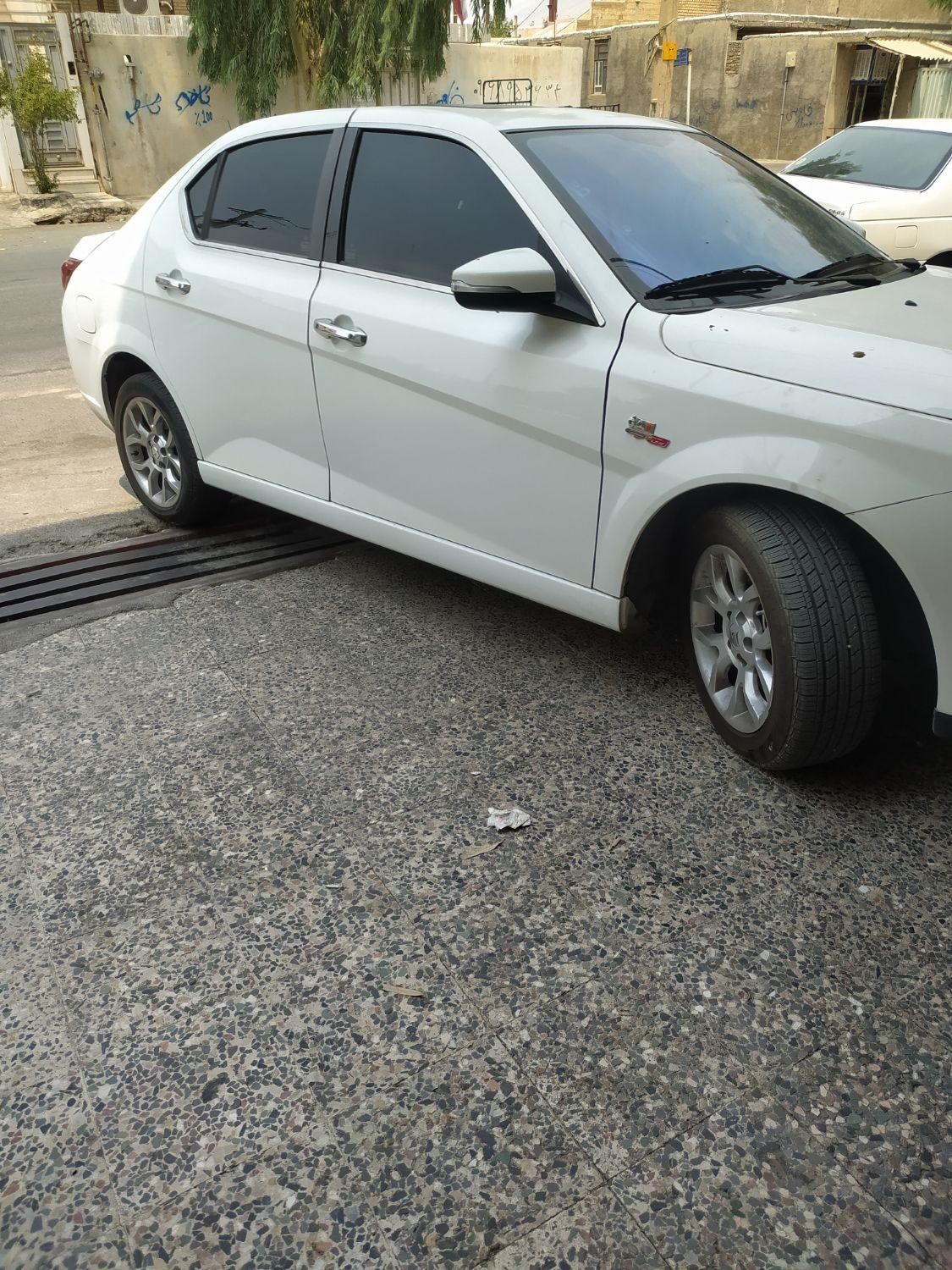 دنا پلاس توربو اتوماتیک - 1400