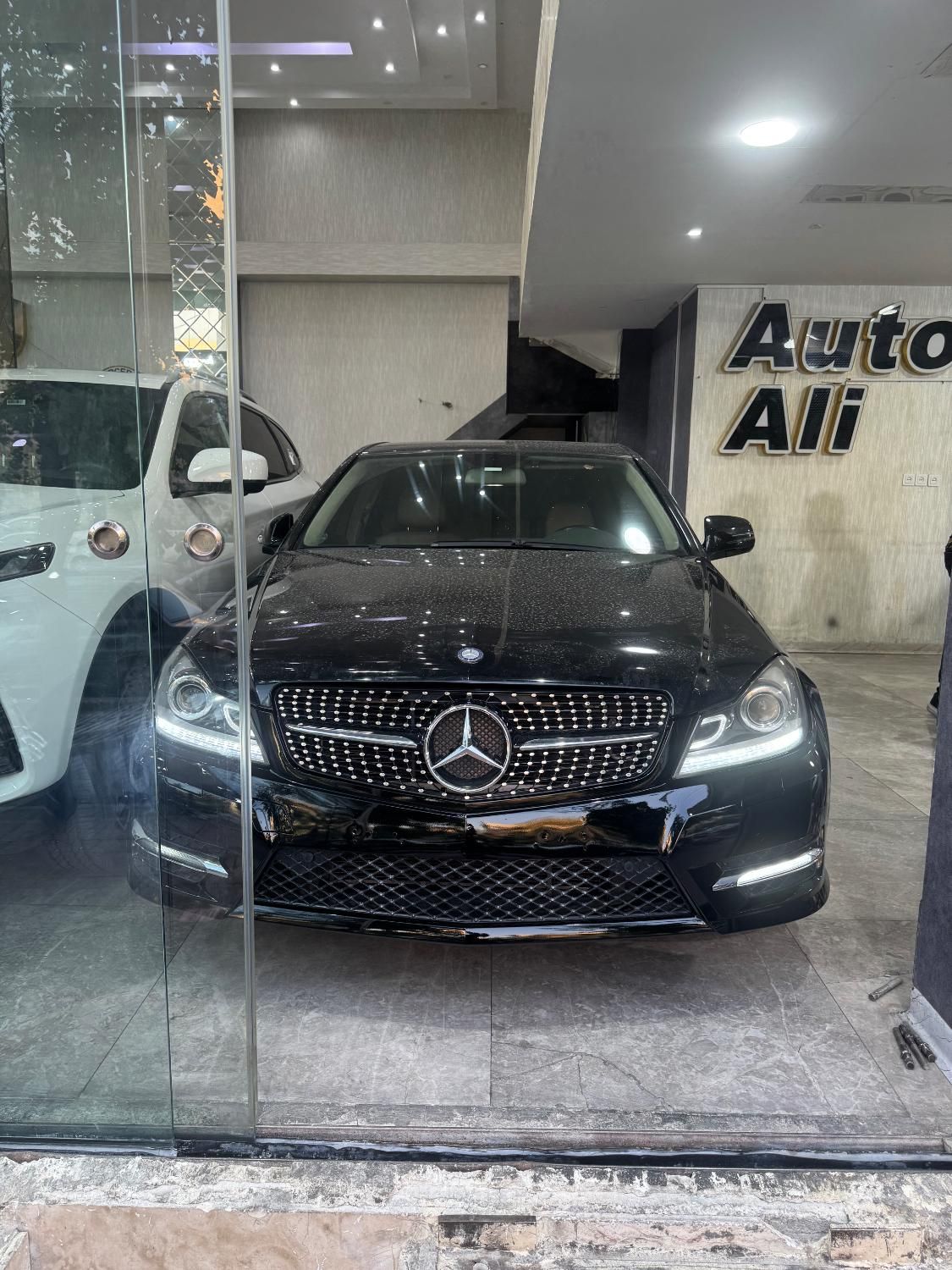 خودرو بنز، C آگهی ann_19294111