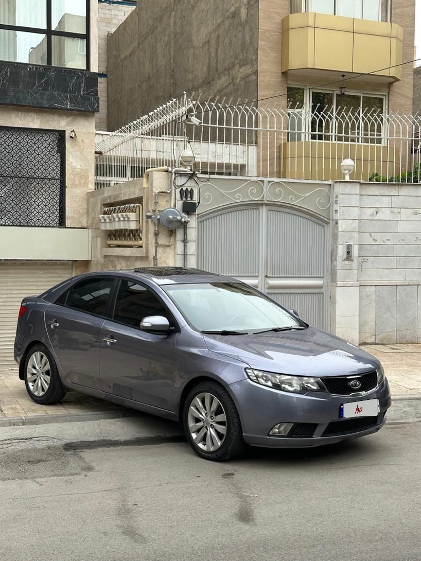 کیا سراتو 2.0 لیتر اتوماتیک GT لاین - 2010