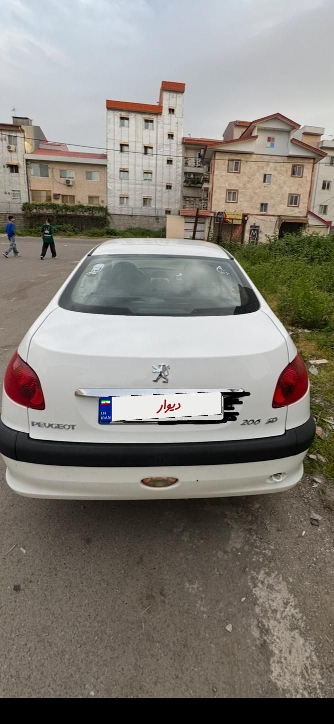 پژو ۲۰۶ صندوق دار v8 - 1390