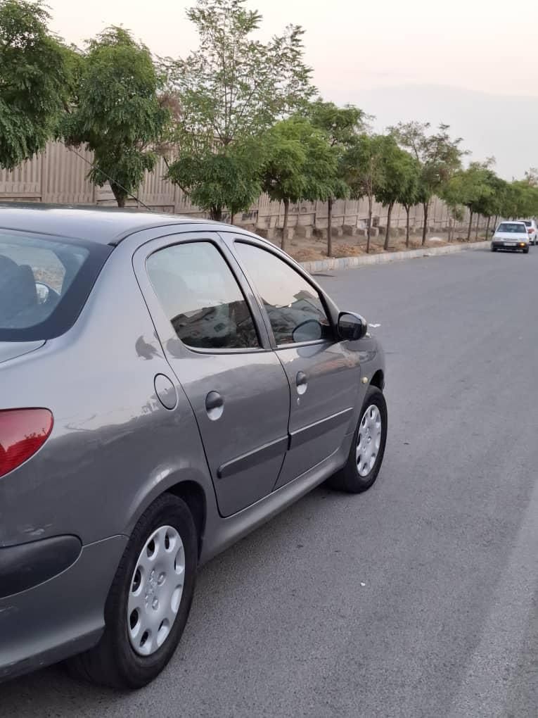 پژو ۲۰۶ صندوق دار v8 - 1386