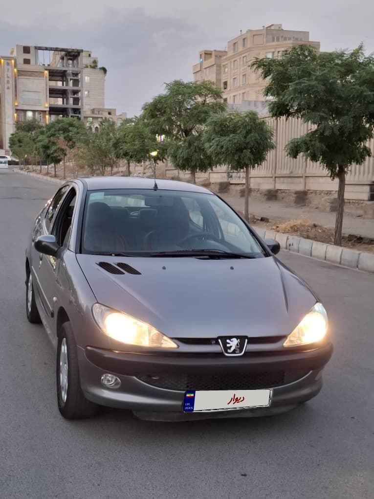 پژو ۲۰۶ صندوق دار v8 - 1386