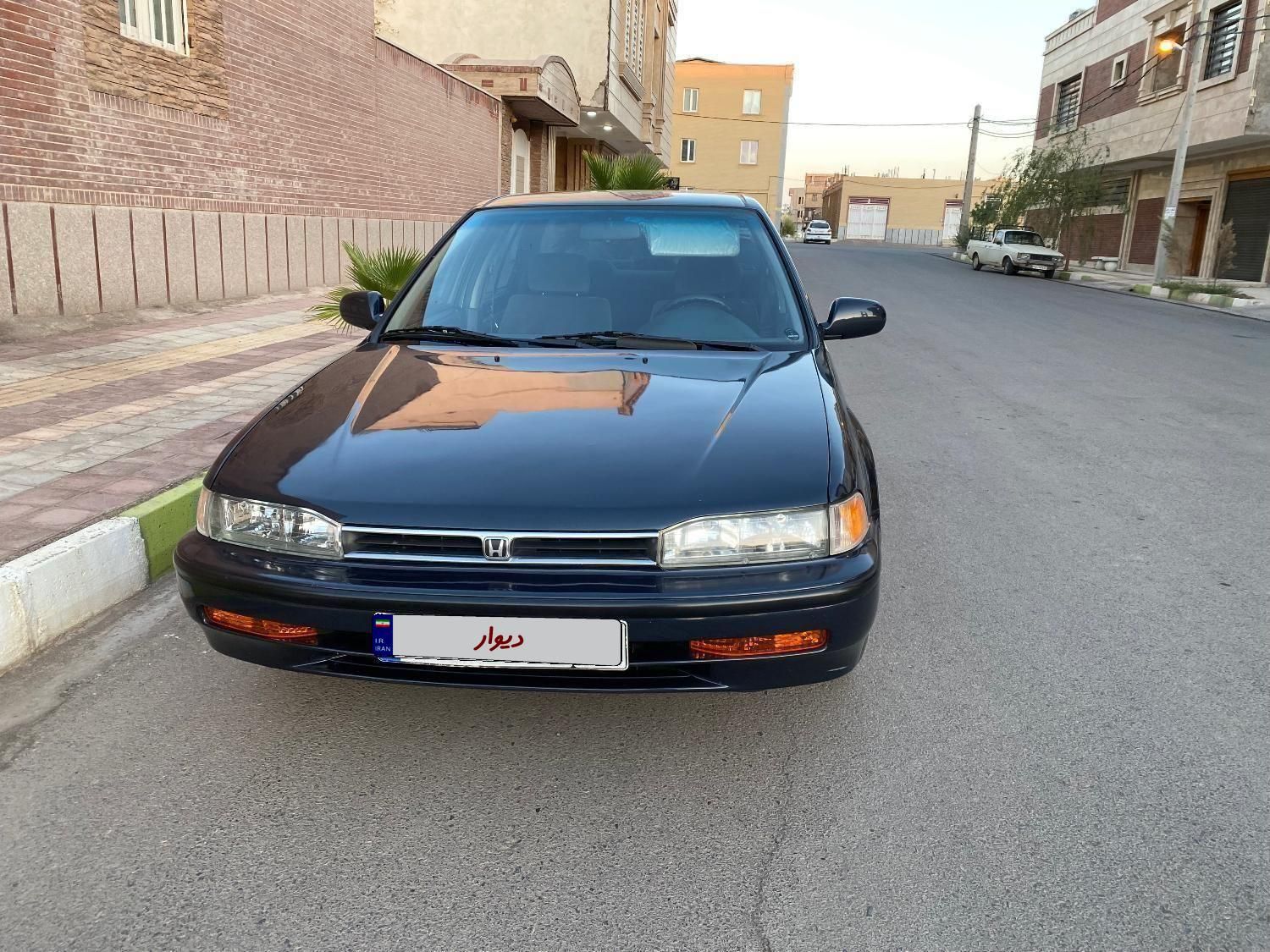 هوندا آکورد EX-B - 1993