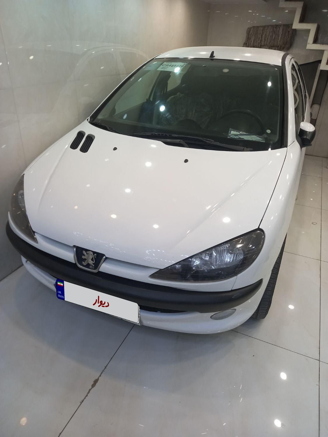 پژو ۲۰۶ صندوق دار v8 - 1394