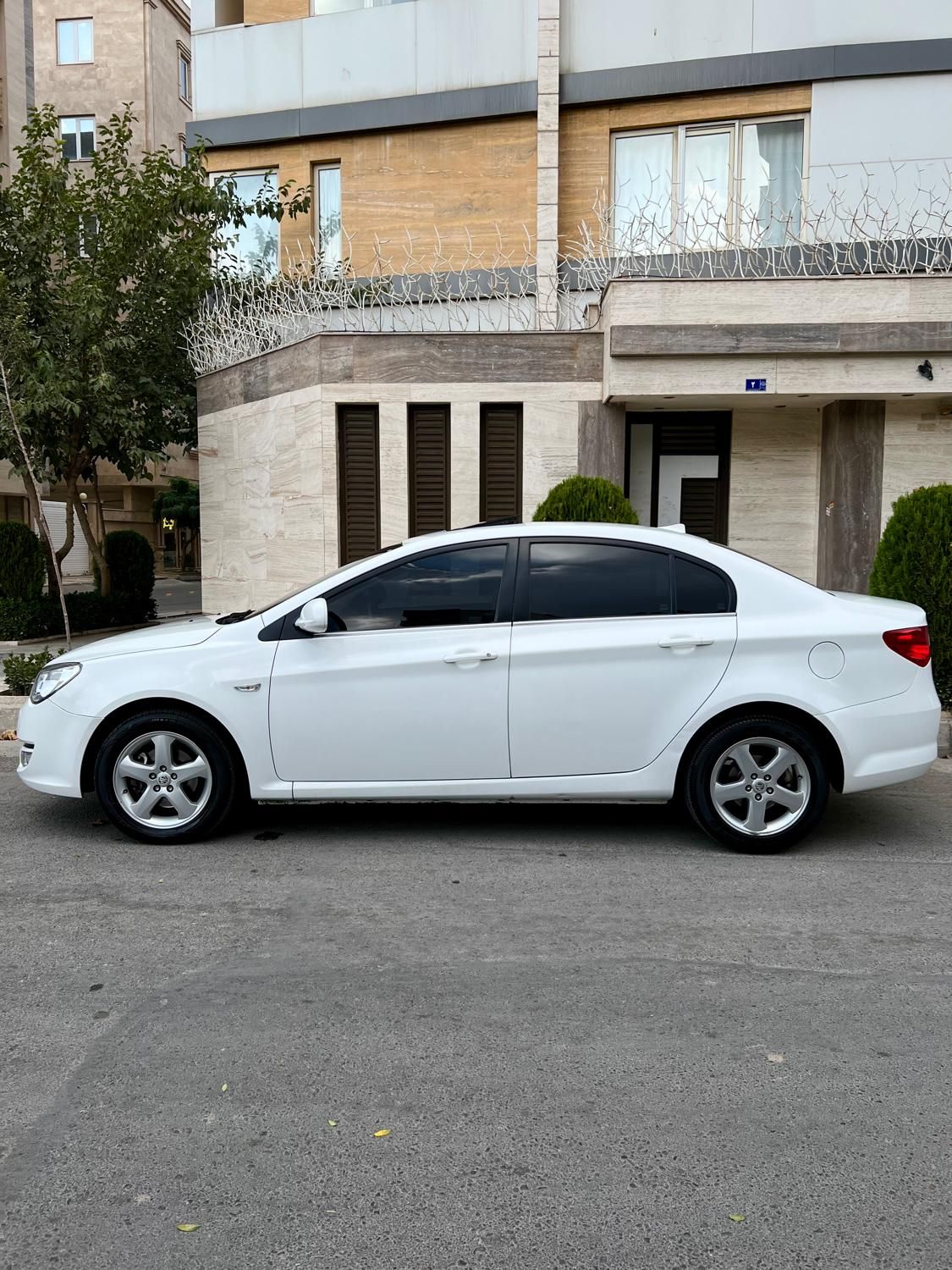ام جی 350 اتوماتیک - 2013