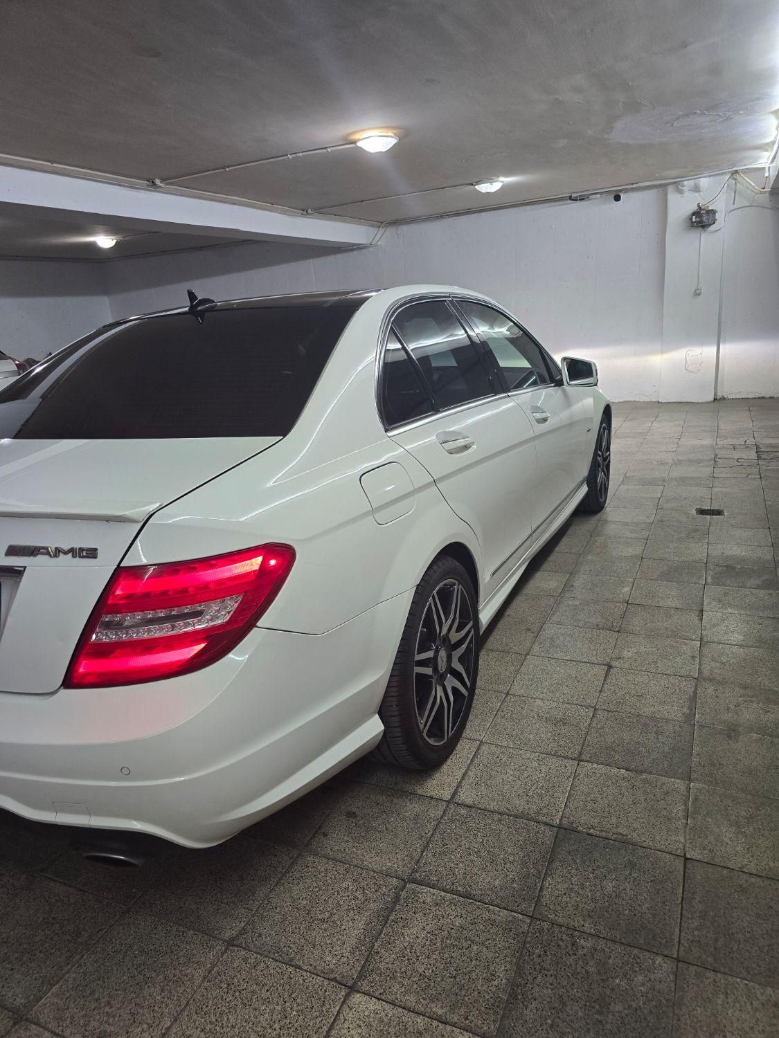 بنز C 200 - 2009