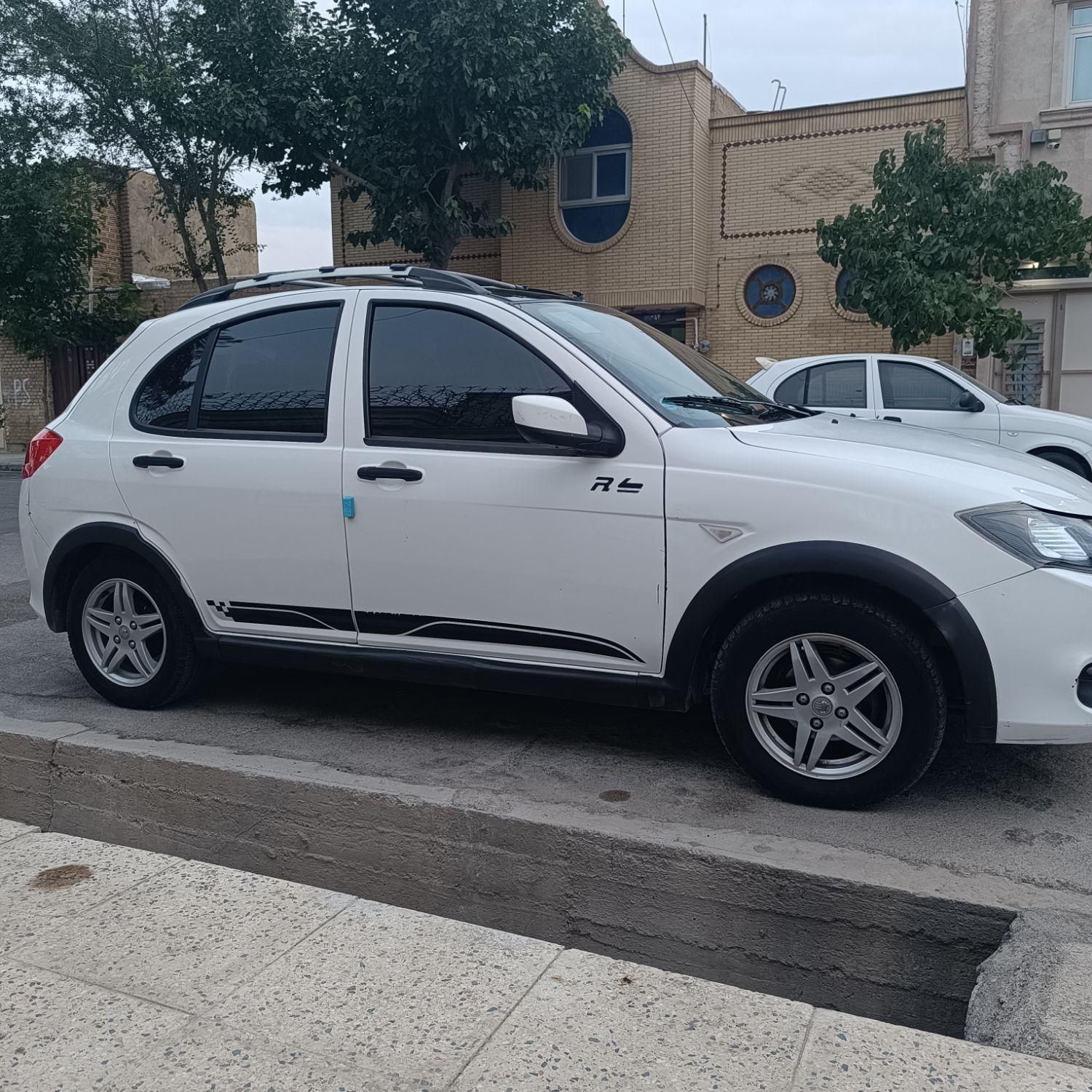 کوییک R دنده‌ای - 1401