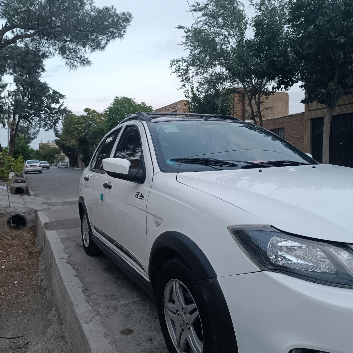 خودرو کوییک، R آگهی ann_19295052