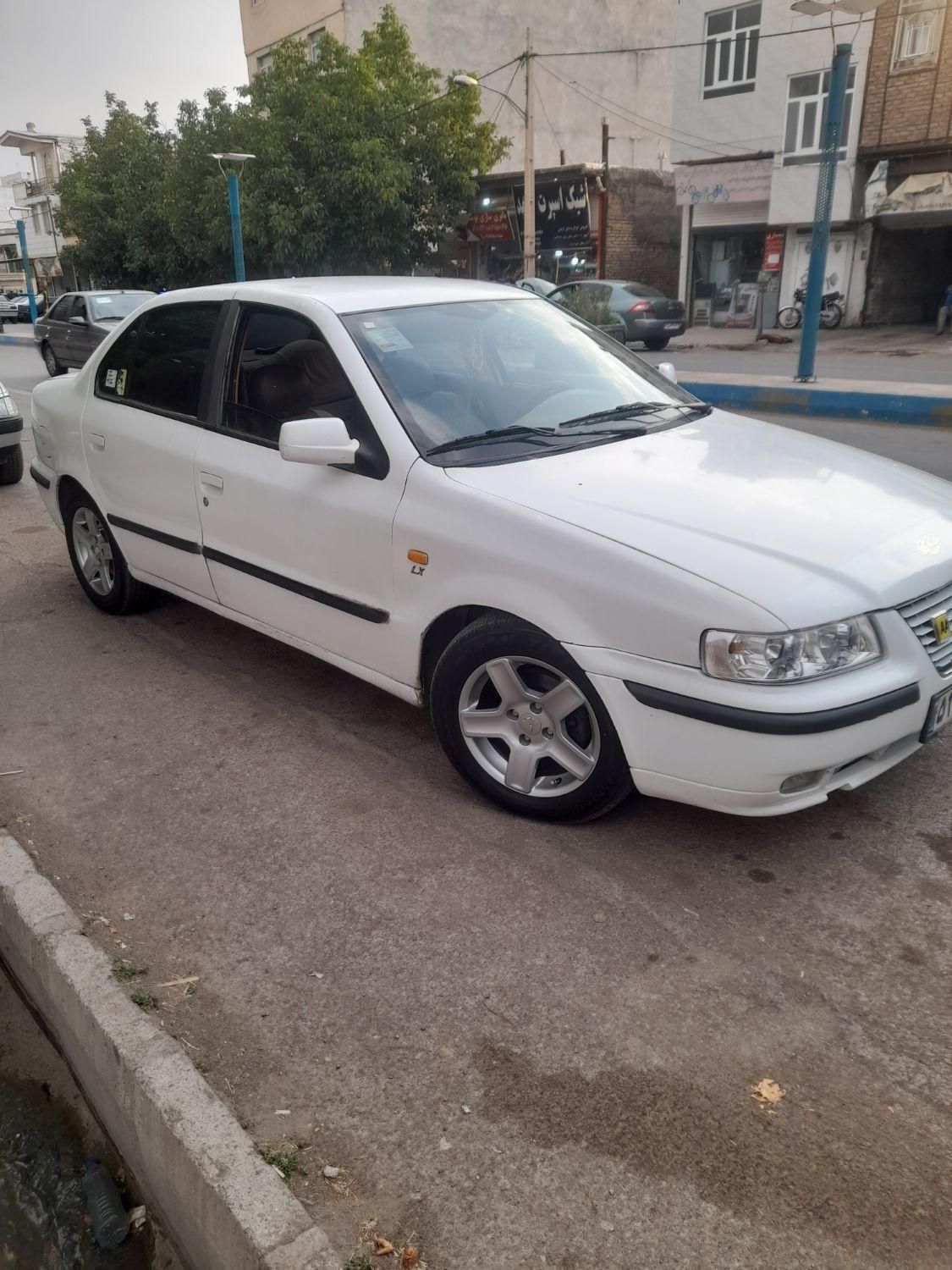 سمند LX XU7 - 1385