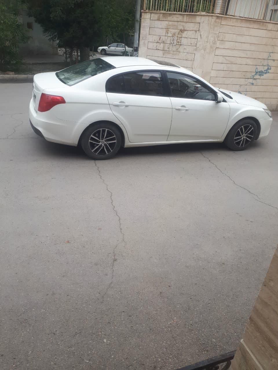 خودرو بسترن، B50F آگهی ann_19295709