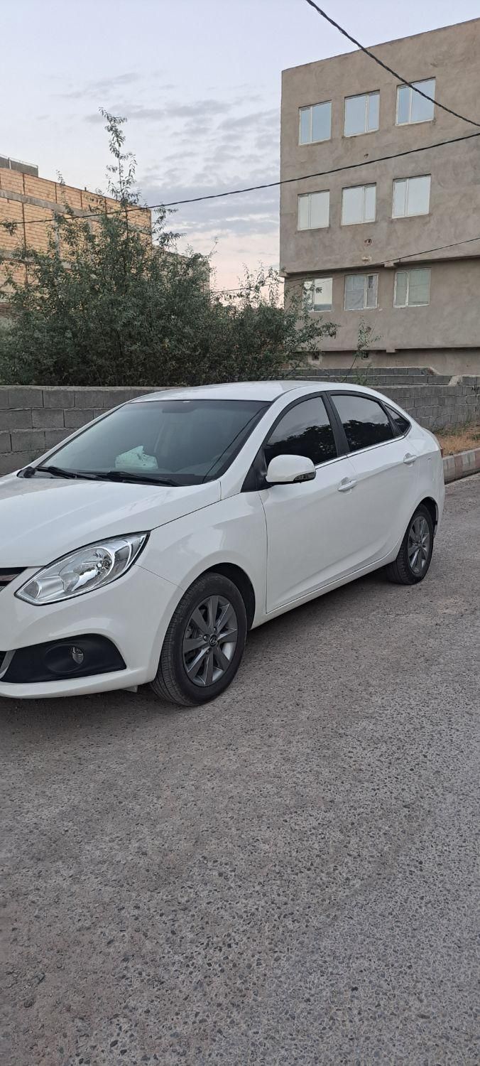 جک J4 اتوماتیک ساده - 1402