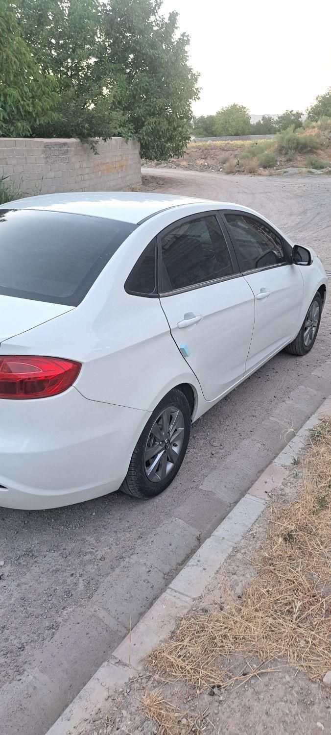 جک J4 اتوماتیک ساده - 1402