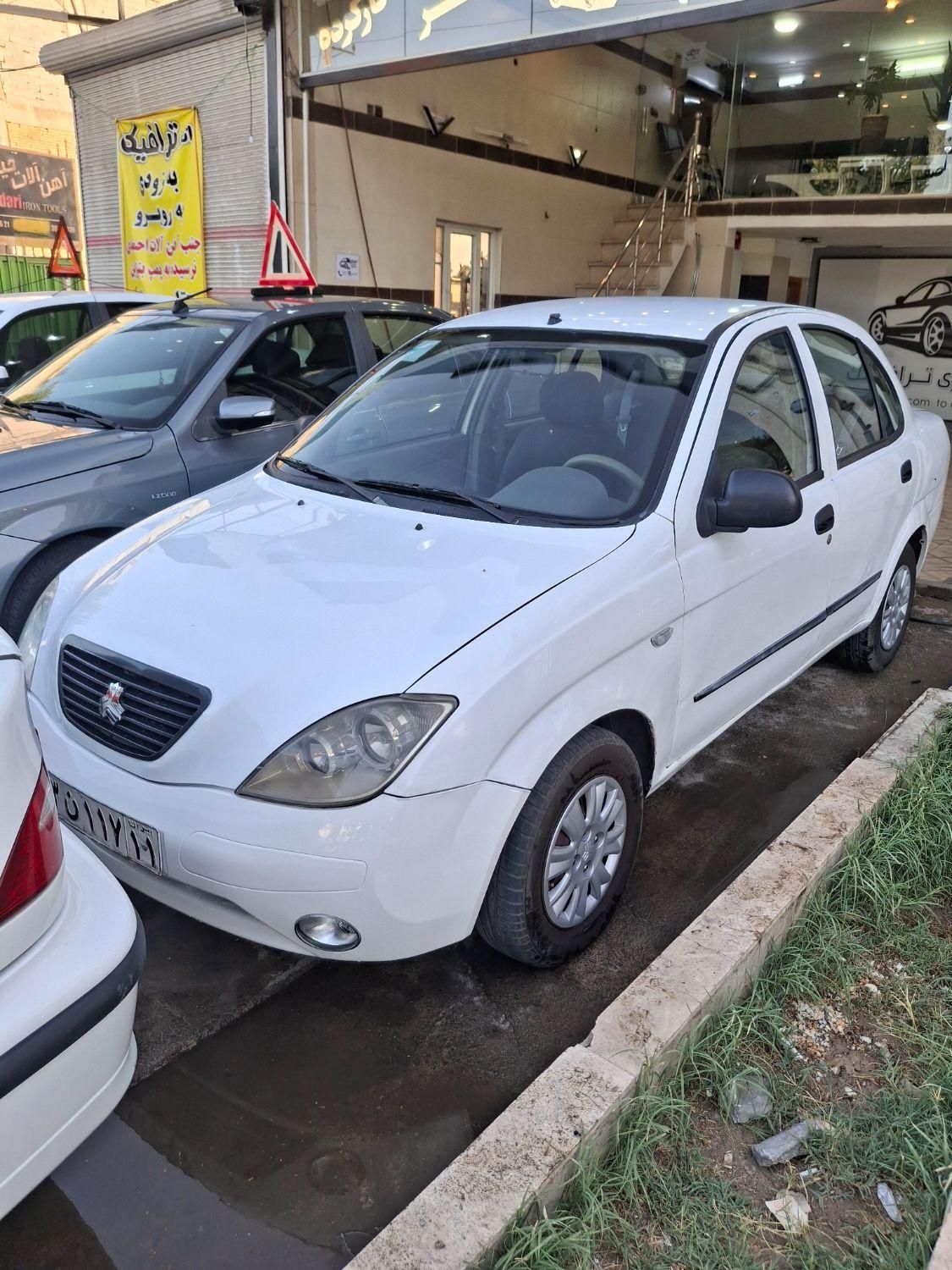تیبا صندوق دار SX - 1396