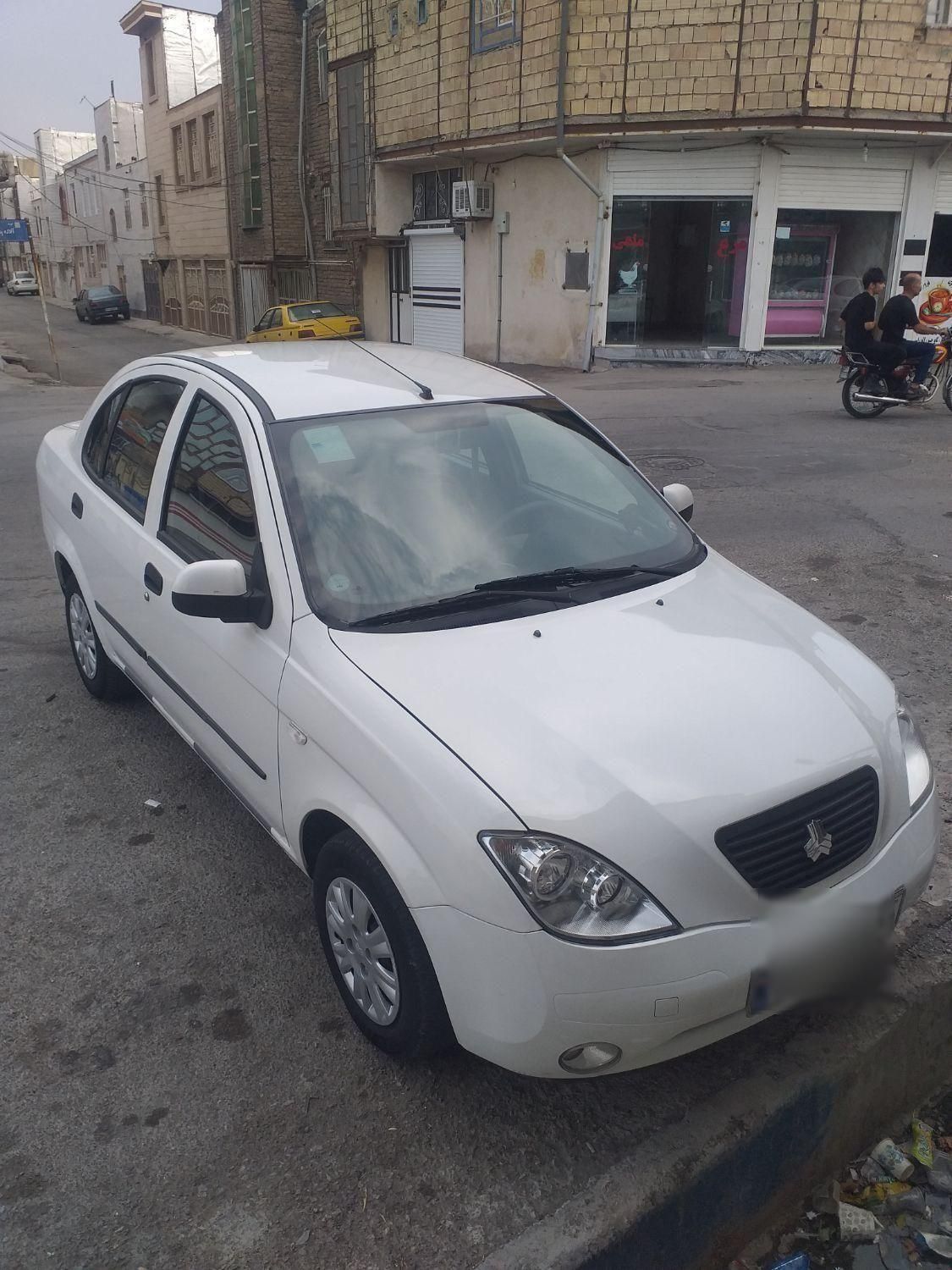 تیبا صندوق دار SX - 1400