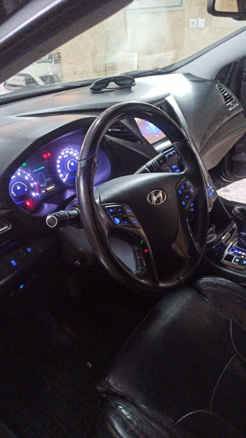 هیوندای آزرا (گرنجور) 3000cc - 2012
