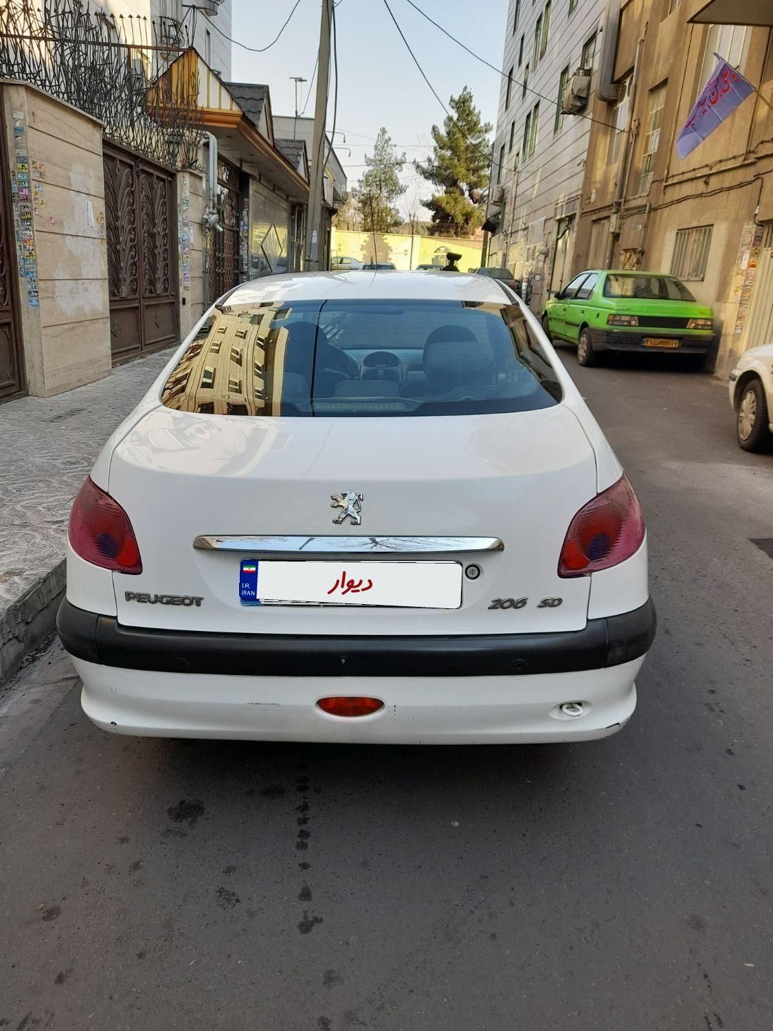 پژو ۲۰۶ صندوق دار v8 - 1393