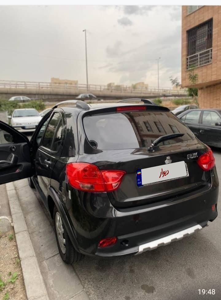 خودرو کوییک، معمولی آگهی ann_19297806