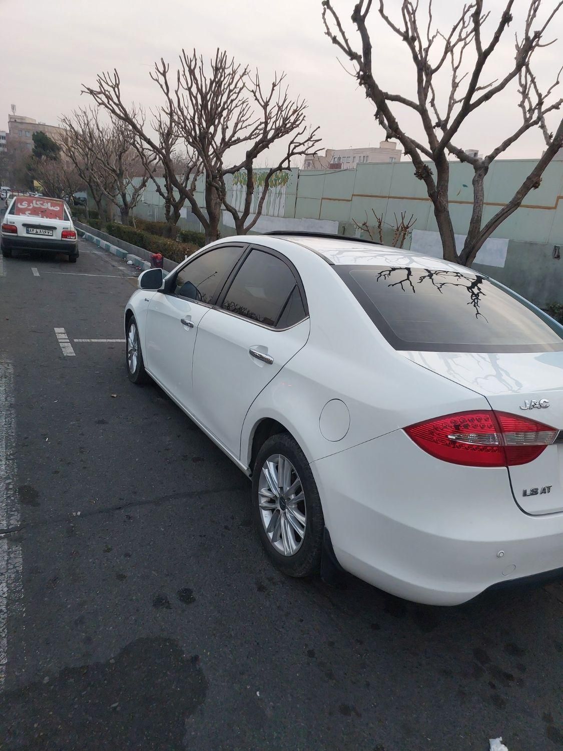 جک J5 اتوماتیک - 1394