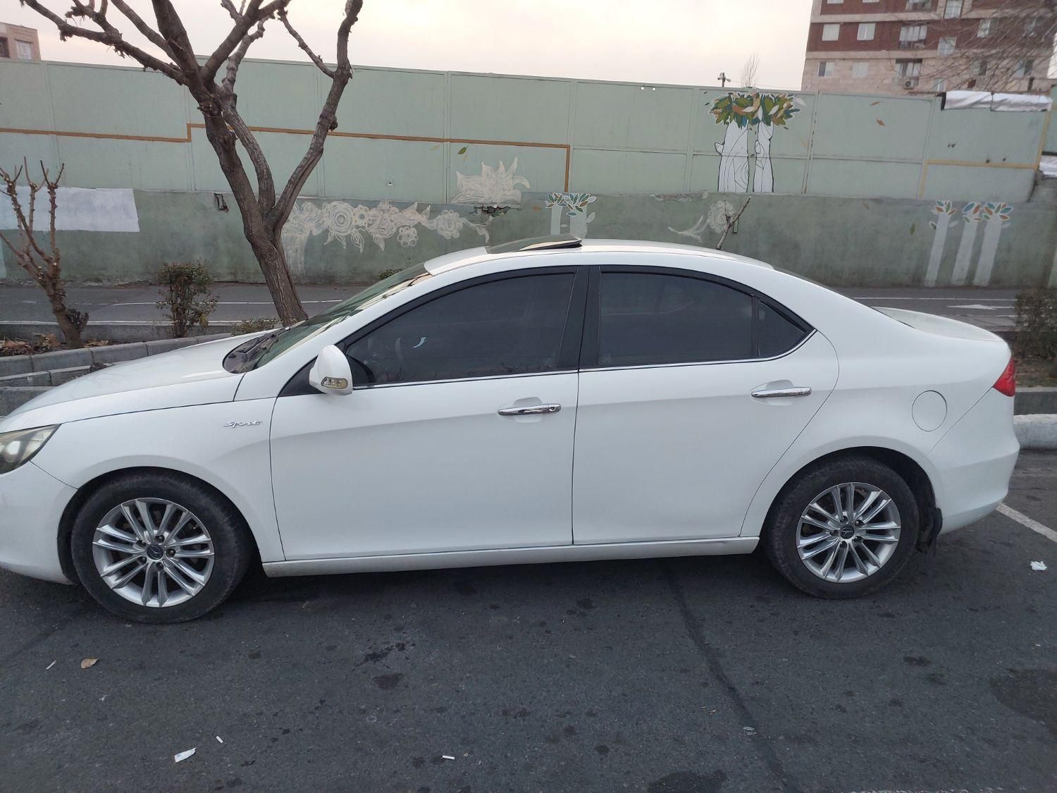 خودرو جک، J5 آگهی ann_19297813