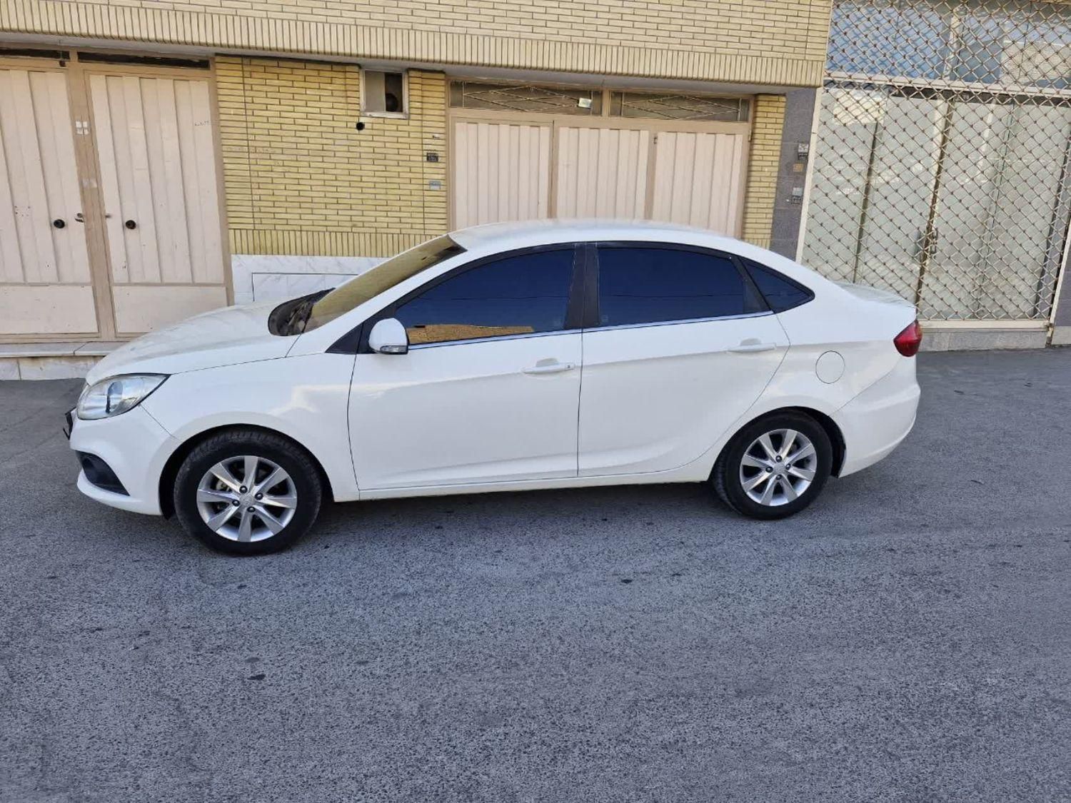 جک J4 اتوماتیک ساده - 1400