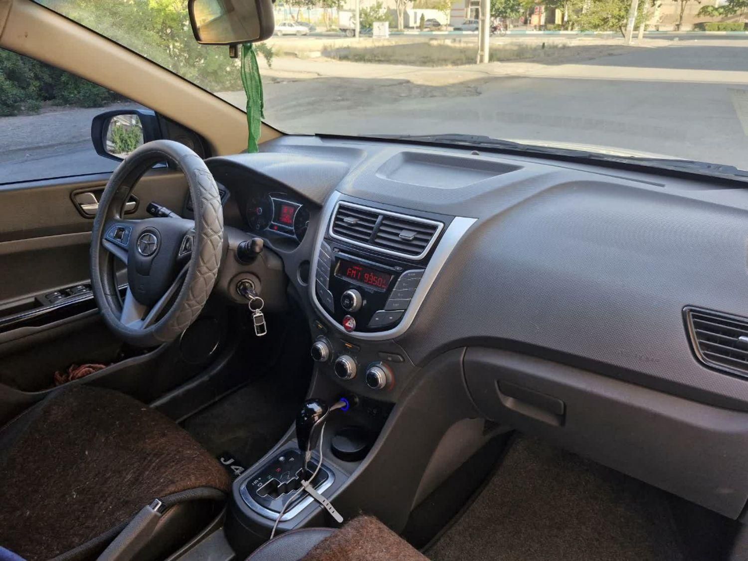 جک J4 اتوماتیک ساده - 1400