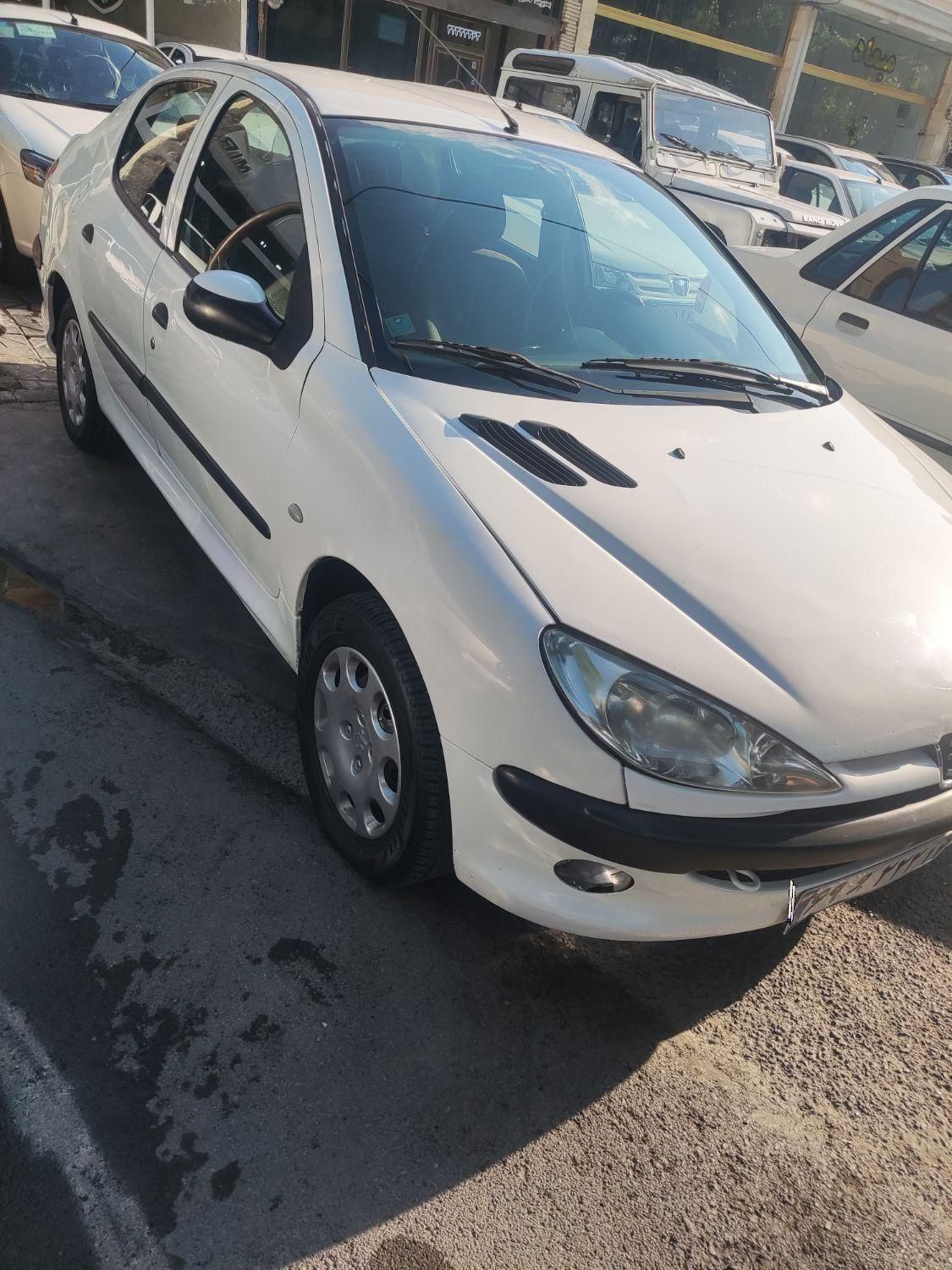 پژو ۲۰۶ صندوق دار v8 - 1393