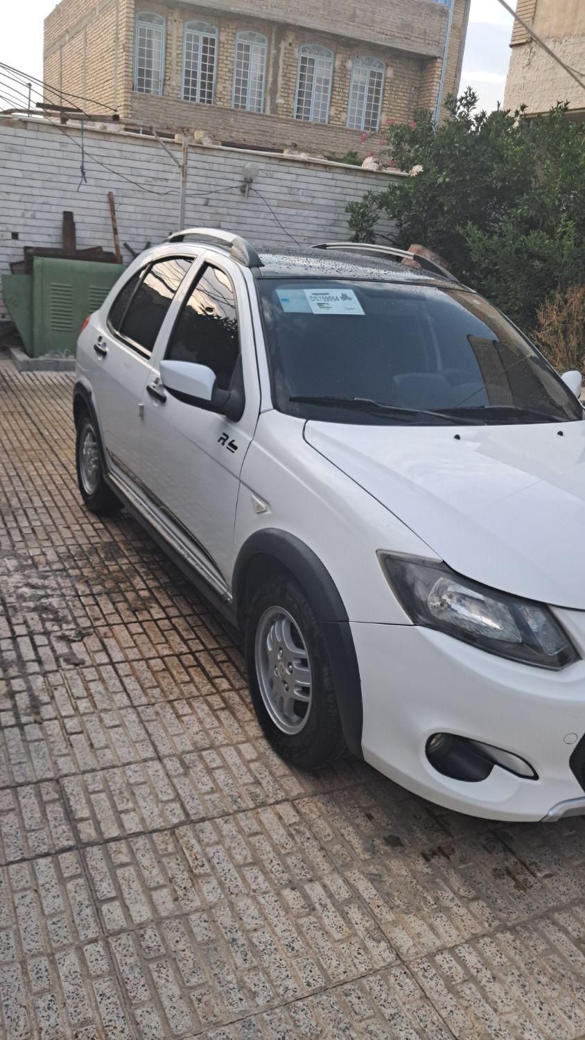 کوییک R دنده‌ای - 1399