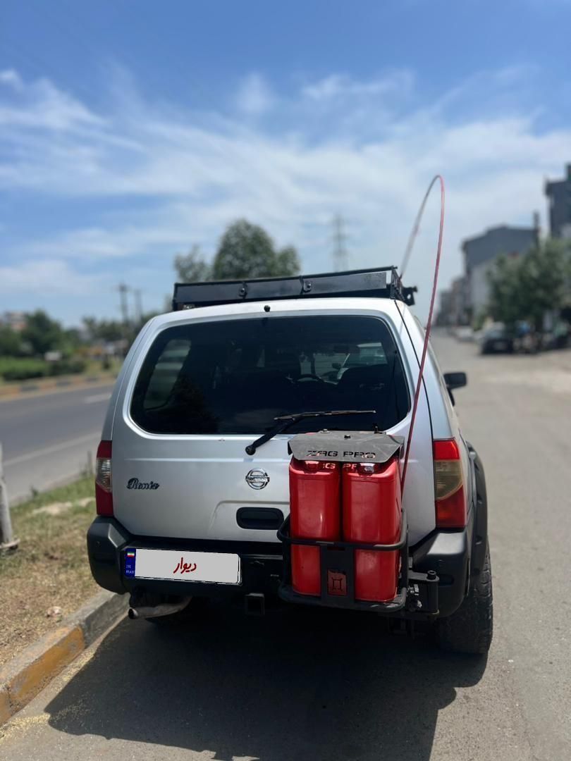 نیسان رونیز دنده‌ای - 1388