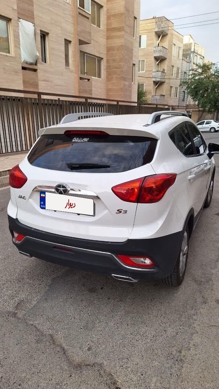 جک S3 اتوماتیک - 1402