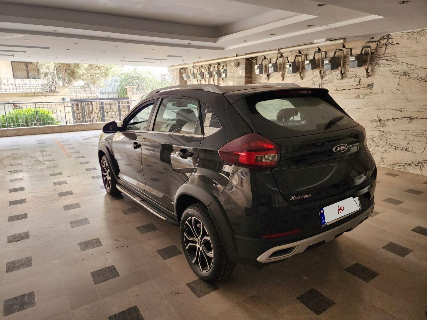 ام وی ام X22 پرو اتوماتیک IE - 1401