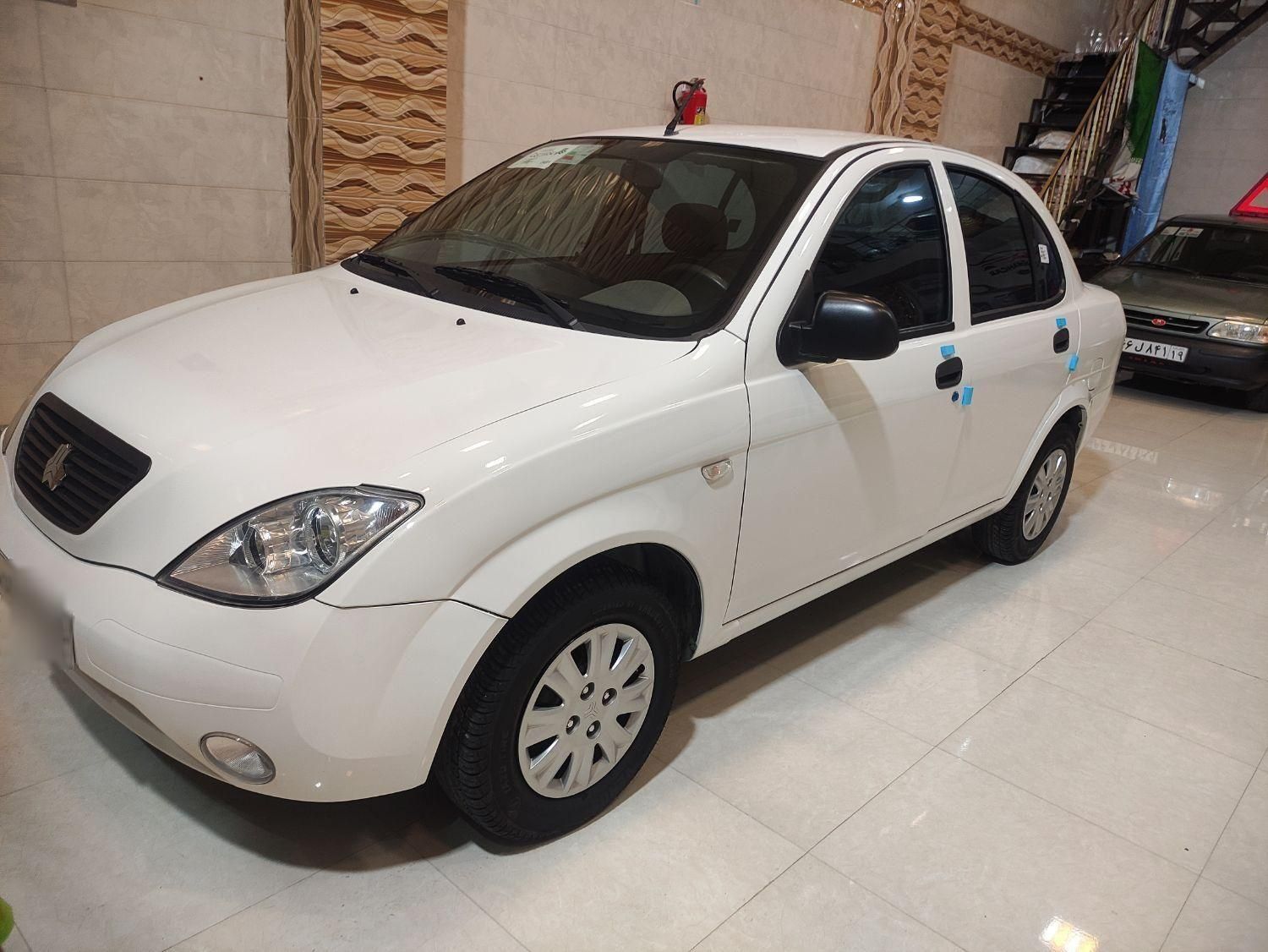 تیبا صندوق دار SX - 1398