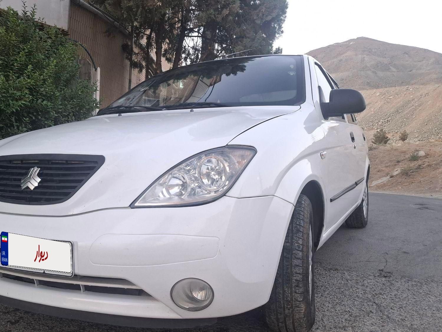 تیبا صندوق دار SX - 1398