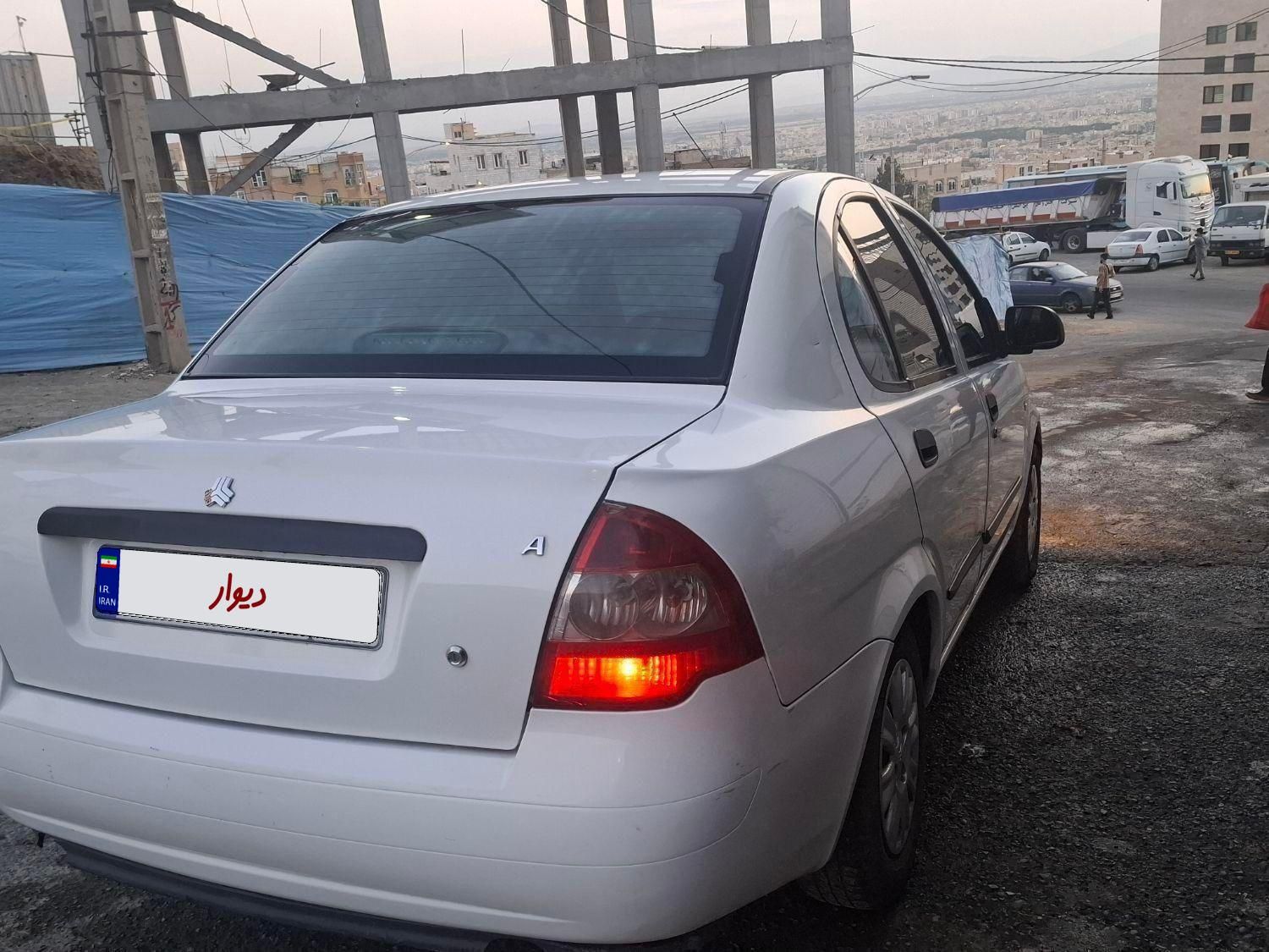 تیبا صندوق دار SX - 1398