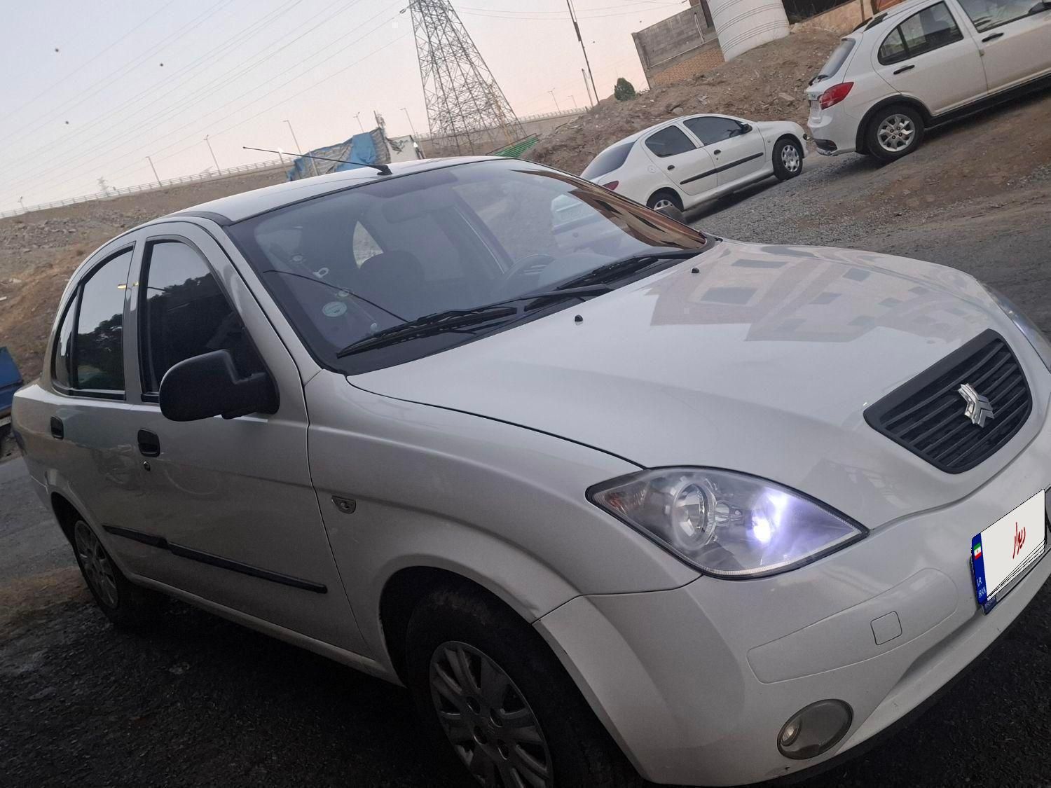 تیبا صندوق دار SX - 1398