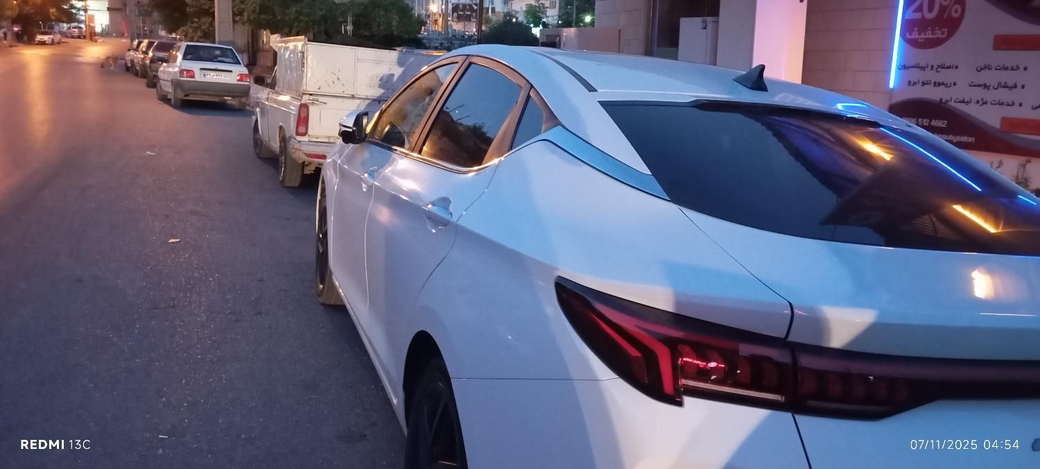 خودرو کی ام سی، J7 آگهی ann_19300237