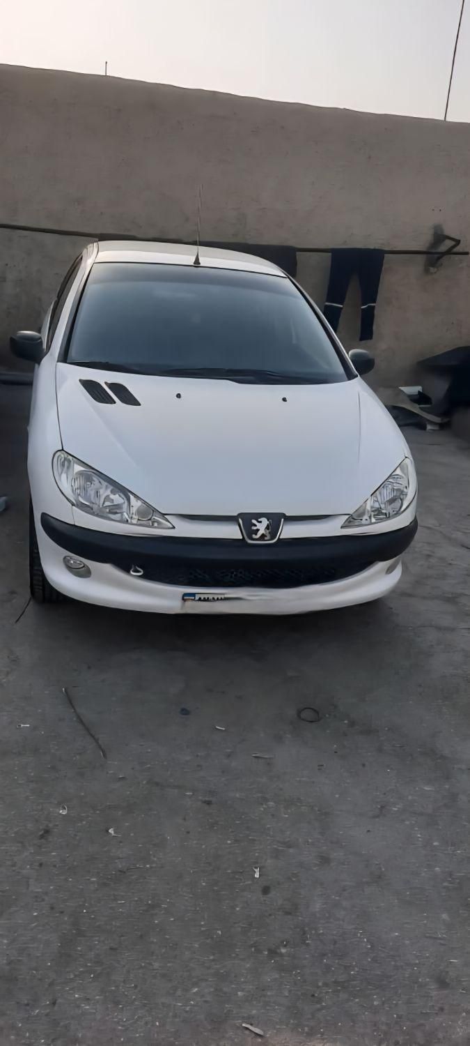 پژو ۲۰۶ صندوق دار v8 - 1390