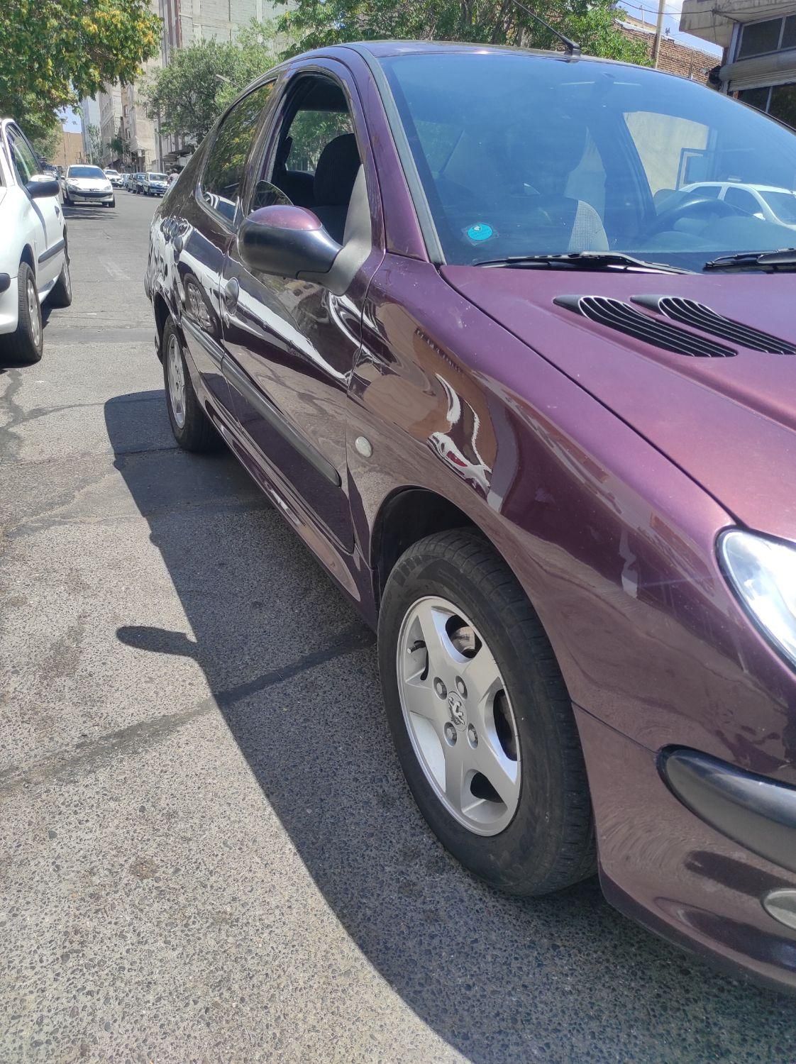 پژو ۲۰۶ صندوق دار v8 - 1395