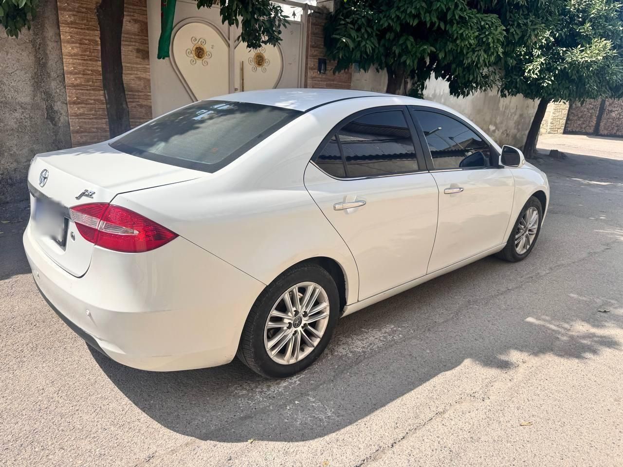جک J5 اتوماتیک - 1396